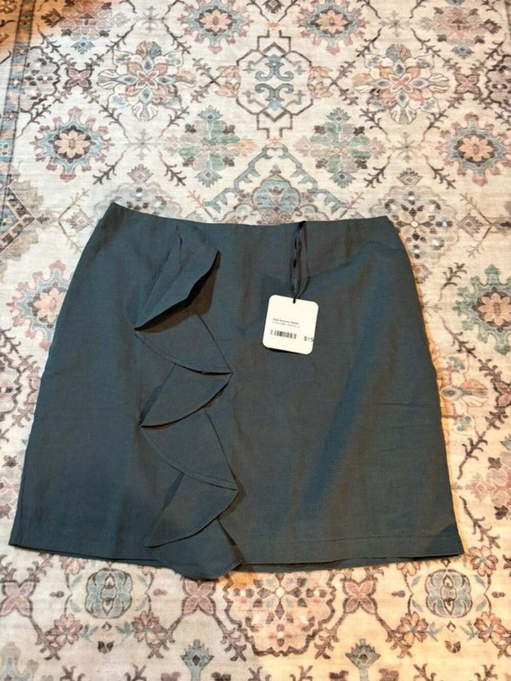 Davi&Dani Mini Skirt size M NWT